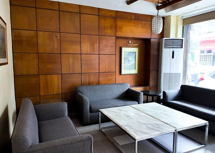 Hotel Pearl Lane 2*